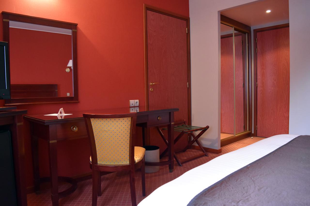 Hotel Le Pole Europeen Aubange Exterior foto